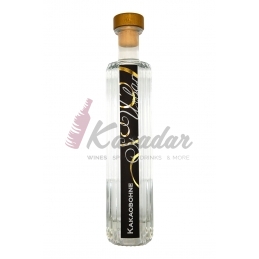 Cocoa bean spirit 40% vol....